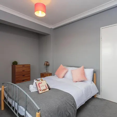 Spacious 3db -15 Minutes From Centre * Edimburgo