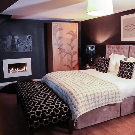 Tigerlily 4* Edinburgh