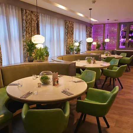 Hotel Tigerlily 4*
