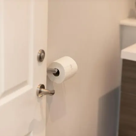 Luxury Modern 3 Bedroom In Centre