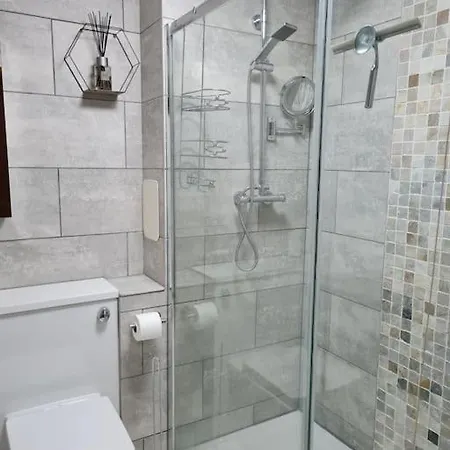 Lovely 1 Bedroom Near The Center * Edinburg