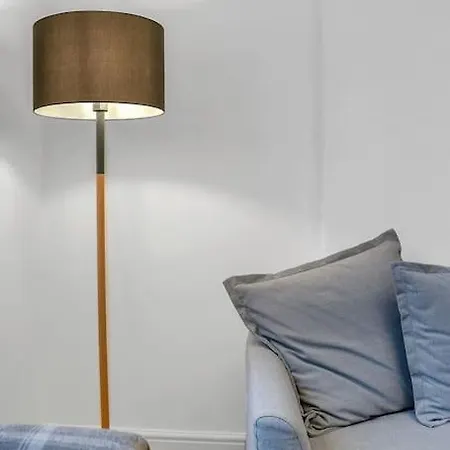 Luxury 3 Bed 2 Bath Main Door Apartm At Wardie Bay * Edinburgh