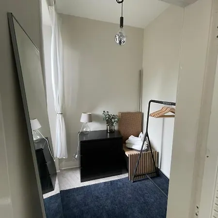 1 Bed Apartment *
