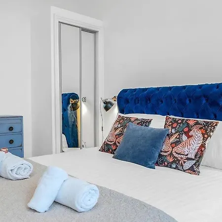 Luxury 3 Bed 2 Bath Main Door Apartm At Wardie Bay Apartment Edinburgh