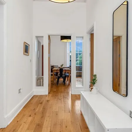 شقة Luxury 3 Bed 2 Bath Main Door Apartm At Wardie Bay *
