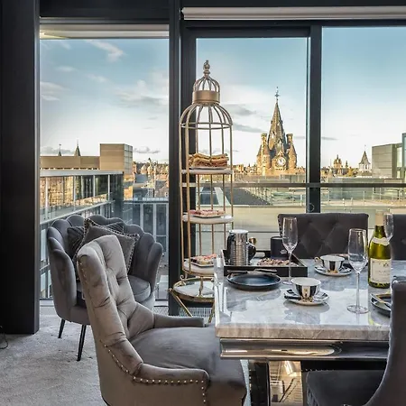 The Meadows View Penthouse * Edimburgo