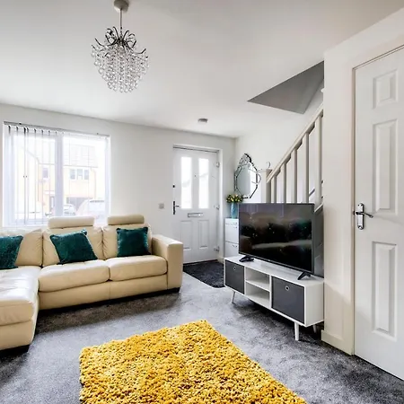 Hébergement de vacances 2-bedroom With Private Garden & Parking