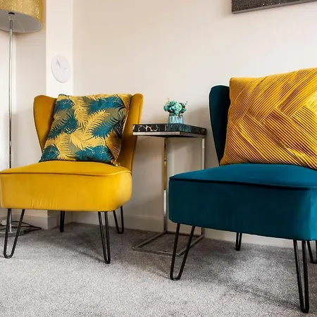 2-bedroom With Private Garden & Parking Дом отдыха Эдинбург