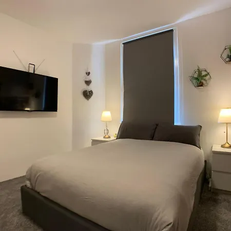 Maria- Bright And Modern Center . Apartman