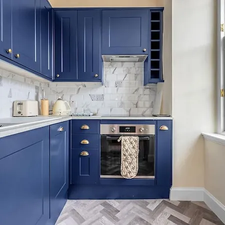 Boutique Modern Royal Mile Sleeps 4 Apartment Edinburgh