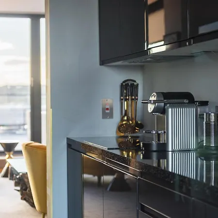 The Meadows View Penthouse Appartamento