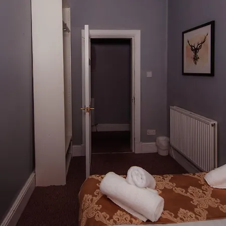 Old Town By The Castle/ Meadows! * Εδιμβούργο