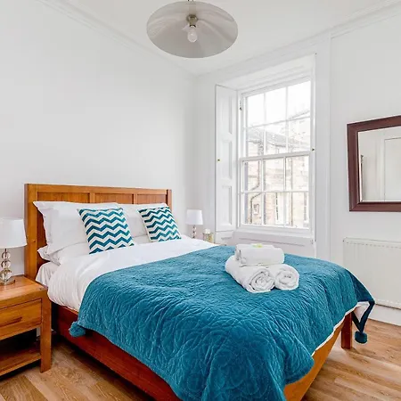 Heart Of Centre 3 Bed Georgian *