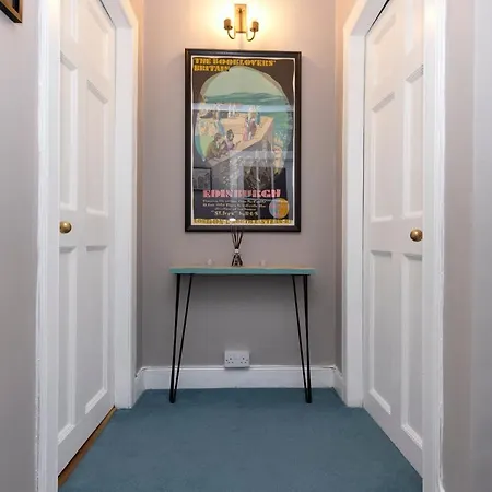 Joivy Eclectic Near Castle * Edynburg