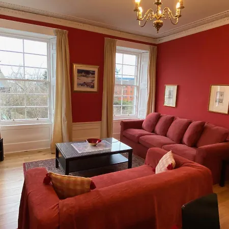 Altido Classic 3br Moments From Haymarket Station Edinburgh