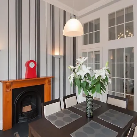 Appartement Parliament Sq 12 Royal Mile Édimbourg