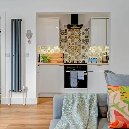 Cheerful - Westend Apartment Edinburgh