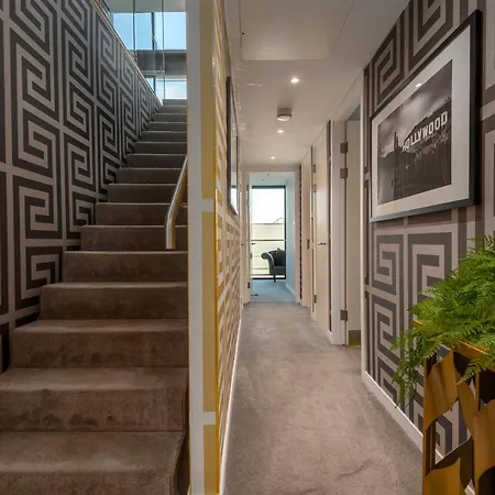 The Meadows View Penthouse 公寓 *