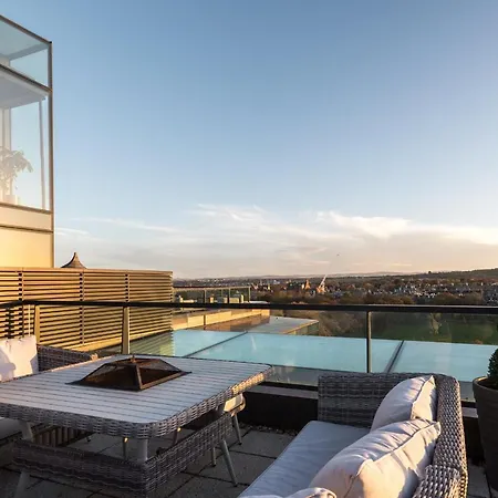 The Meadows View Penthouse * Edimburgo