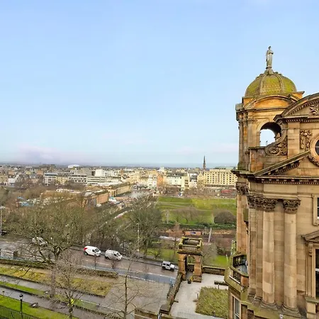 Joivy Eclectic Near Castle Apartament *