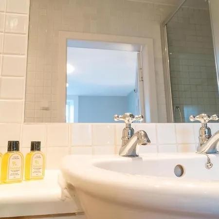 Hébergement de vacances Queen St Superb Penthouse Flat With Roof Terrace