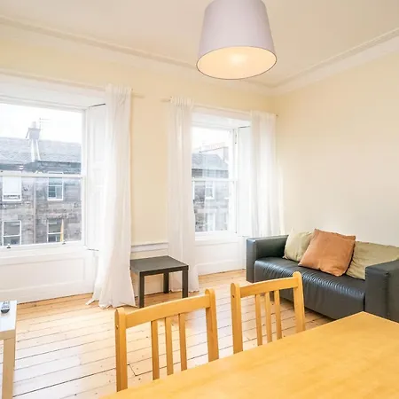 Apartment Bright And Newly Decorated 3beds Flat With A View Of Arthur's Seat *
