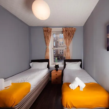 Super 4bedroom At The Meadows Apartment