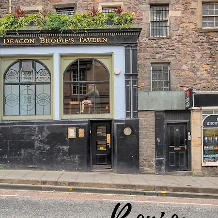 Apartment Vosges - Royal Mile 5br-2ba - Free Parking & Private Entrance By Bonjour Residences Edinburgh