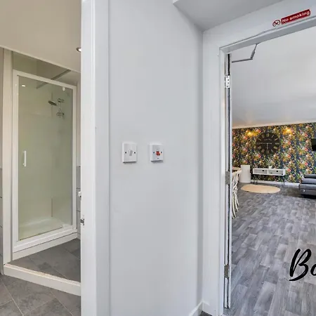 아파트 Vosges - Royal Mile 5br-2ba - Free Parking & Private Entrance By Bonjour Residences *