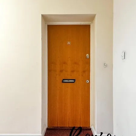 Villette - Spacious 2br-2ba Near Pilrig Park - Free Parking By Bonjour Residences * Edimburgo