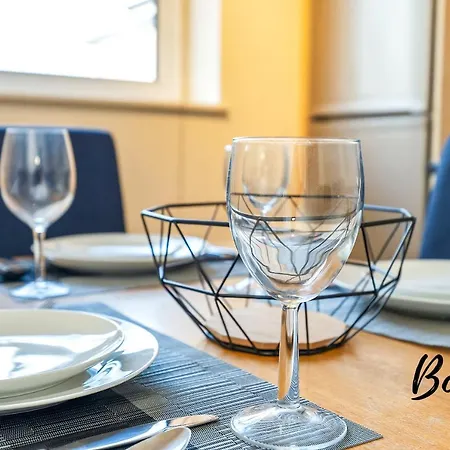 Villette - Spacious 2br-2ba Near Pilrig Park - Free Parking By Bonjour Residences Appartamento