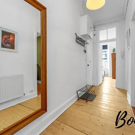 Lafayette - Cozy 2br-1ba Near Princes Street By Bonjour Residences