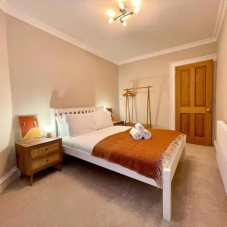 Pure Luxury, Private Entrance Apt, Unesco New Town