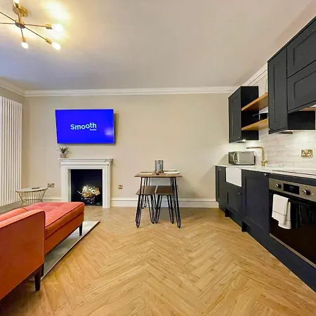 Pure Luxury, Private Entrance Apt, Unesco New Town *