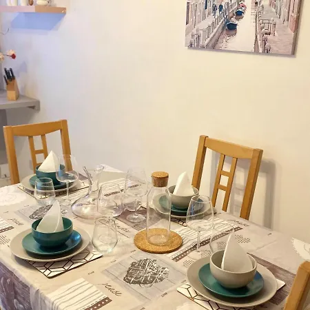 Apartment Sleeps 5 With Free Parking Apartamento Edimburgo