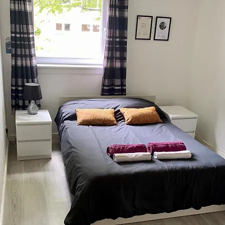 Apartment Sleeps 5 With Free Parking * Edimburgo