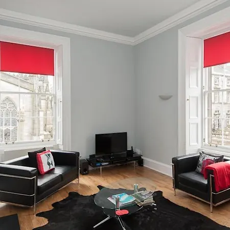 Parliament Sq 12 Royal Mile Édimbourg