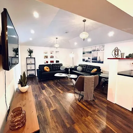 Luxe 4 Bedroom Centre House Holiday home Edinburgh