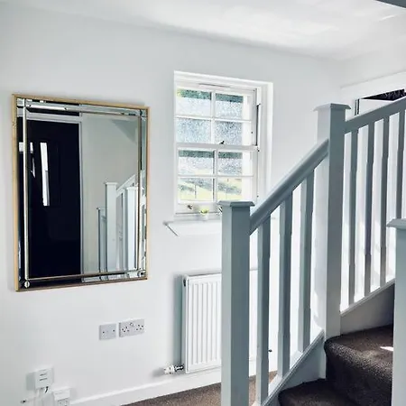 Luxe 4 Bedroom Centre House Edinburgh