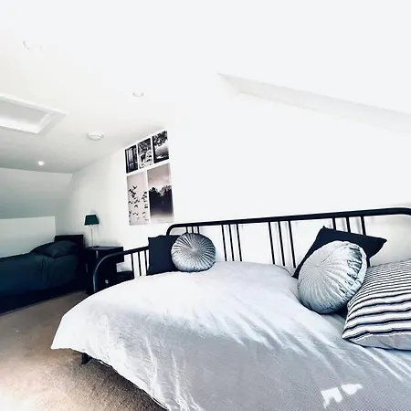 Holiday home Luxe 4 Bedroom Centre House *