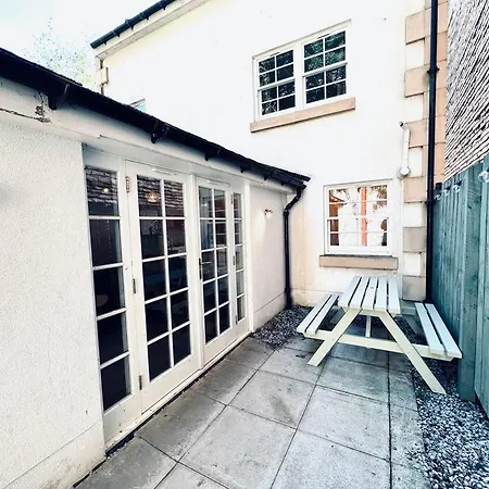Luxe 4 Bedroom Centre House * Edinburgh