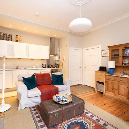 Lejlighed Charming Hideaway In Centre