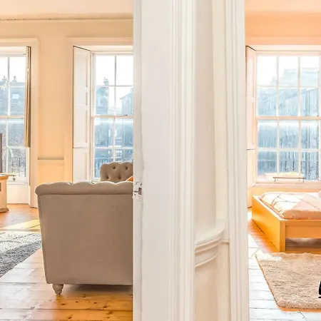 Couronnes - Georgian New Town 3br-1ba - Free Parking By Bonjour Residences *