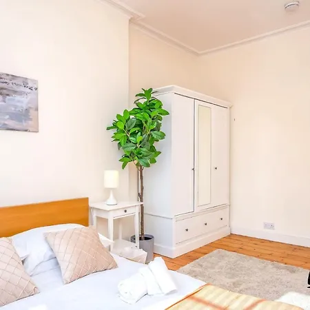 Couronnes - Georgian New Town 3br-1ba - Free Parking By Bonjour Residences Διαμέρισμα