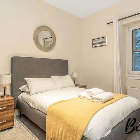아파트 Spacious 2br-1ba - Grassmarket - Free Parking By Bonjour Residences