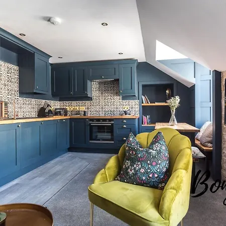 Grassmarket Luxury - 3br-2ba - Free Parking By Bonjour Residences *