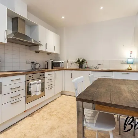 Spacious 2br-1ba - Grassmarket - Free Parking By Bonjour Residences * 에든버러
