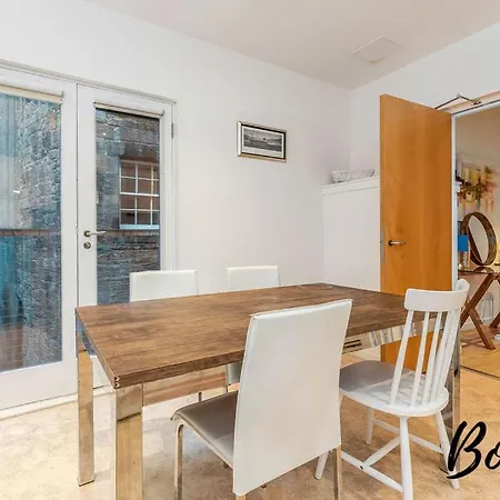 Spacious 2br-1ba - Grassmarket - Free Parking By Bonjour Residences Lägenhet *
