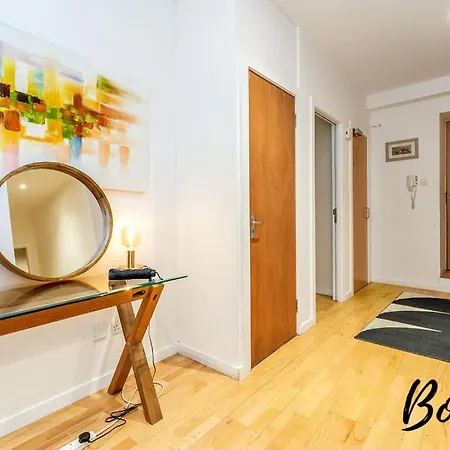 Spacious 2br-1ba - Grassmarket - Free Parking By Bonjour Residences 아파트