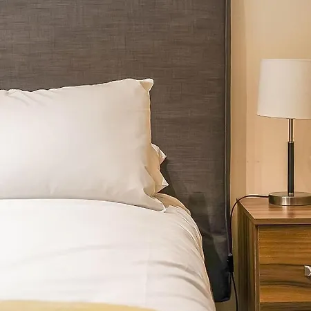 Spacious 2br-1ba - Grassmarket - Free Parking By Bonjour Residences
